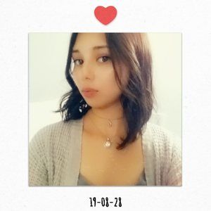 Meet your Posher, Danielle